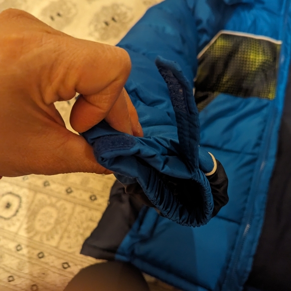 Boys Large 14/19 Winter Jacket - Vertical 9 - Picture 8 of 13